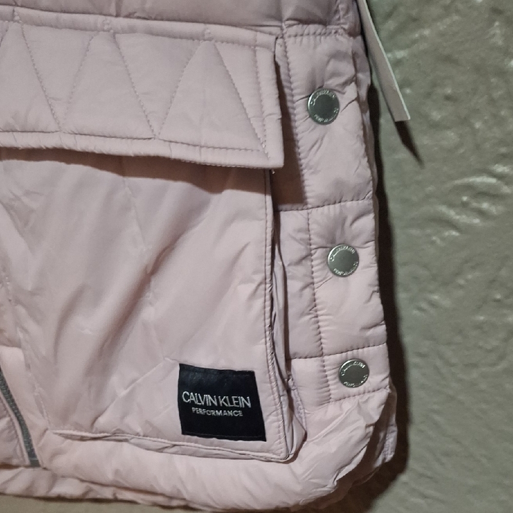 NEW.Calvin Klein Women's Light Pink Quilted Vest with Gray Hood Size XS - Picture 7 of 10